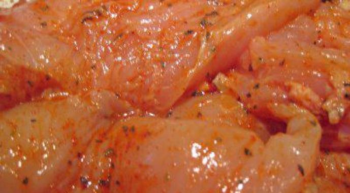 Come cucinare il balyk dal petto di pollo a casa secondo una ricetta con una foto il balyk dal petto di pollo