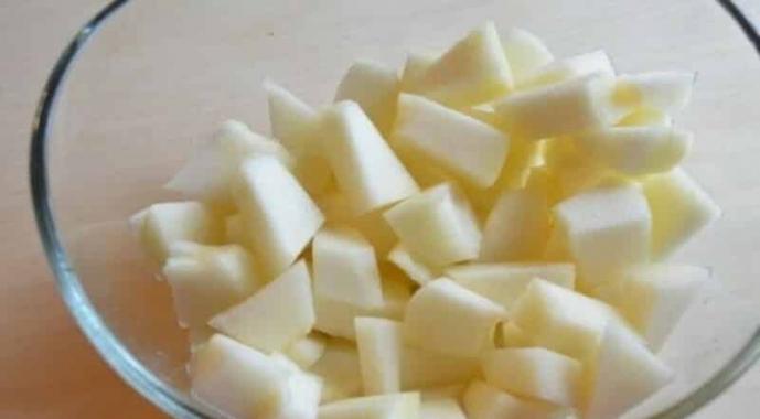Deliziose ricette per preparare il melone per l'inverno: ti leccherai le dita!