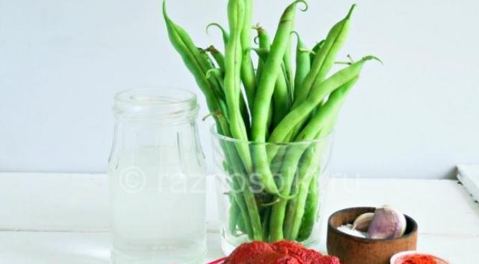 Стручковая фасоль в томате на зиму – пошаговый фото рецепт приготовления с тушеными овощами в банках Спаржевая фасоль в томатном соке